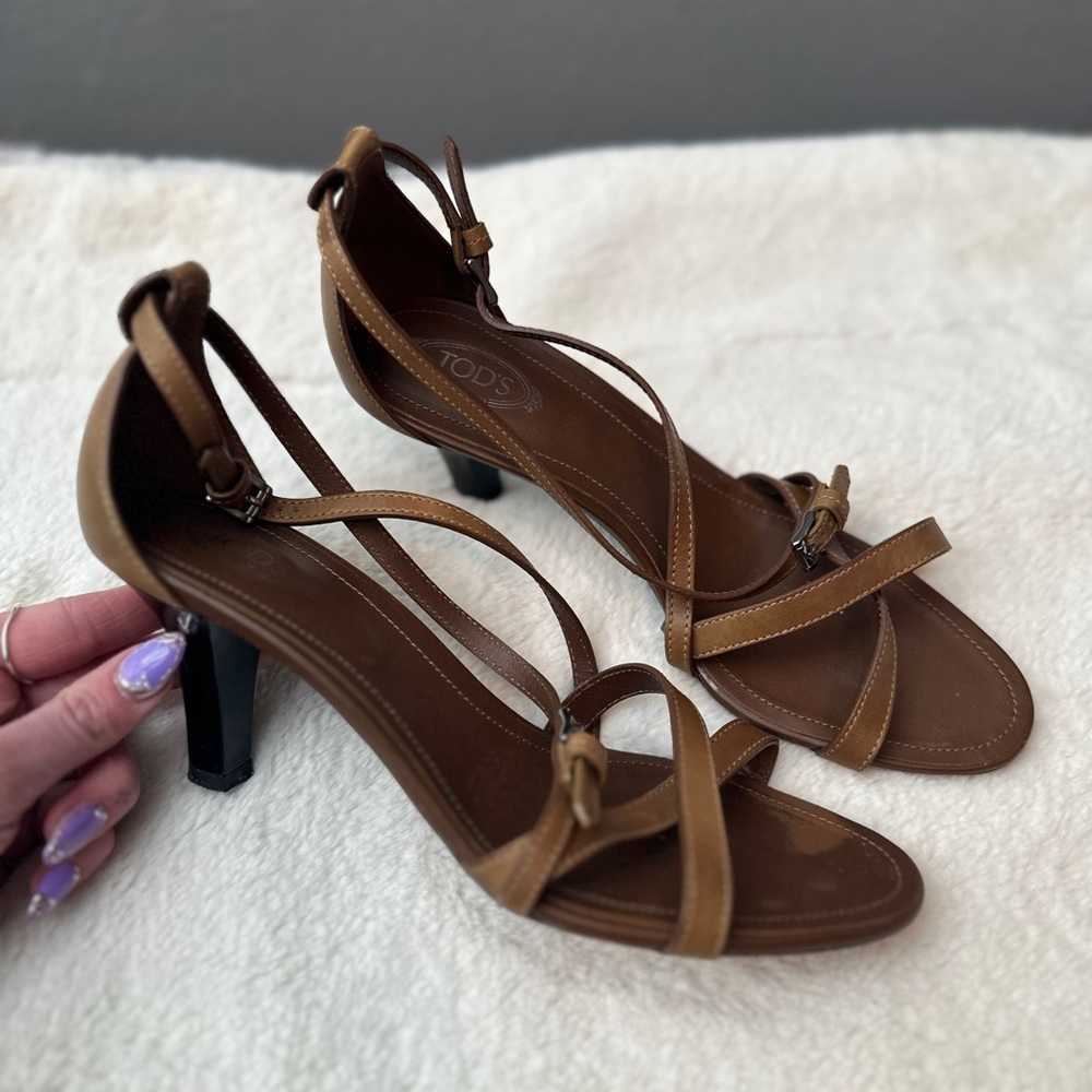 Tods leather sandals